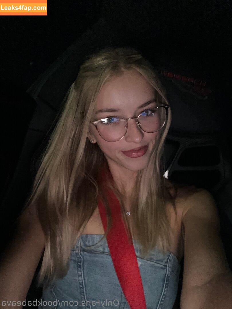 tinabellee / bookbabeava / booktokava / tianabellee leaked photo photo #0016