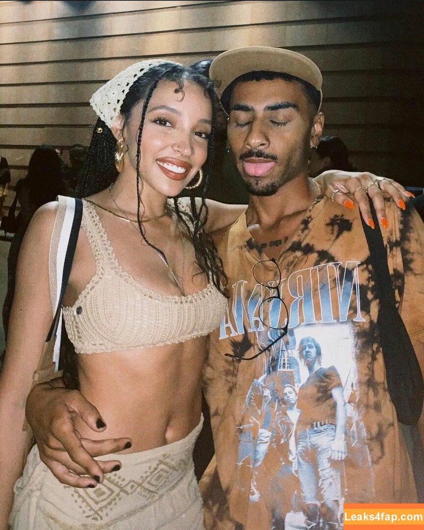 Tinashe / https: / slimred_20 / tinashenow leaked photo photo #0138