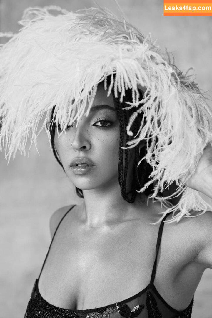 Tinashe / https: / slimred_20 / tinashenow leaked photo photo #0149
