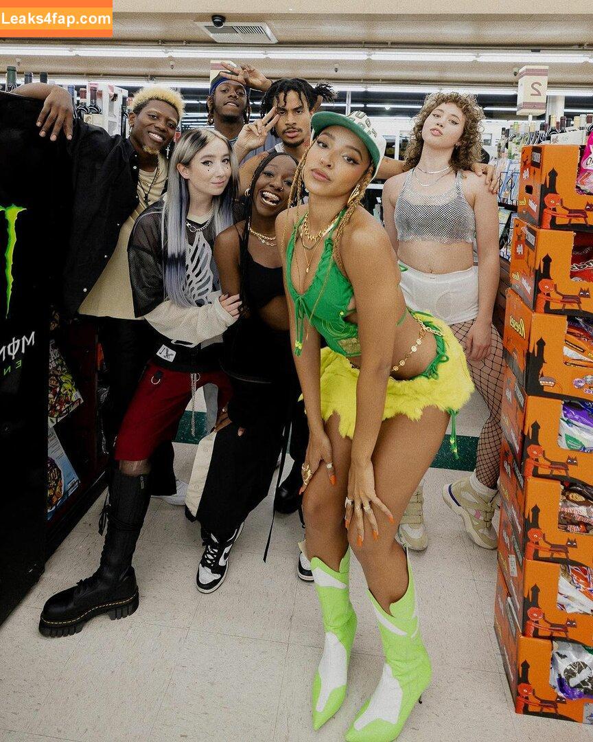 Tinashe / https: / slimred_20 / tinashenow leaked photo photo #0183