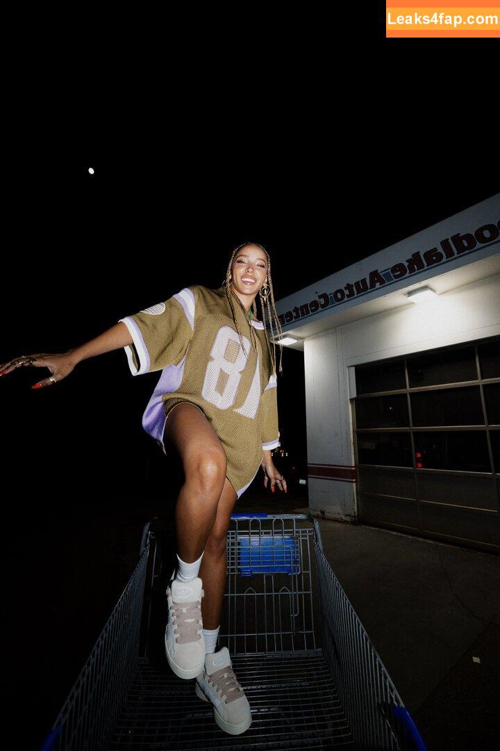 Tinashe / https: / slimred_20 / tinashenow leaked photo photo #0216