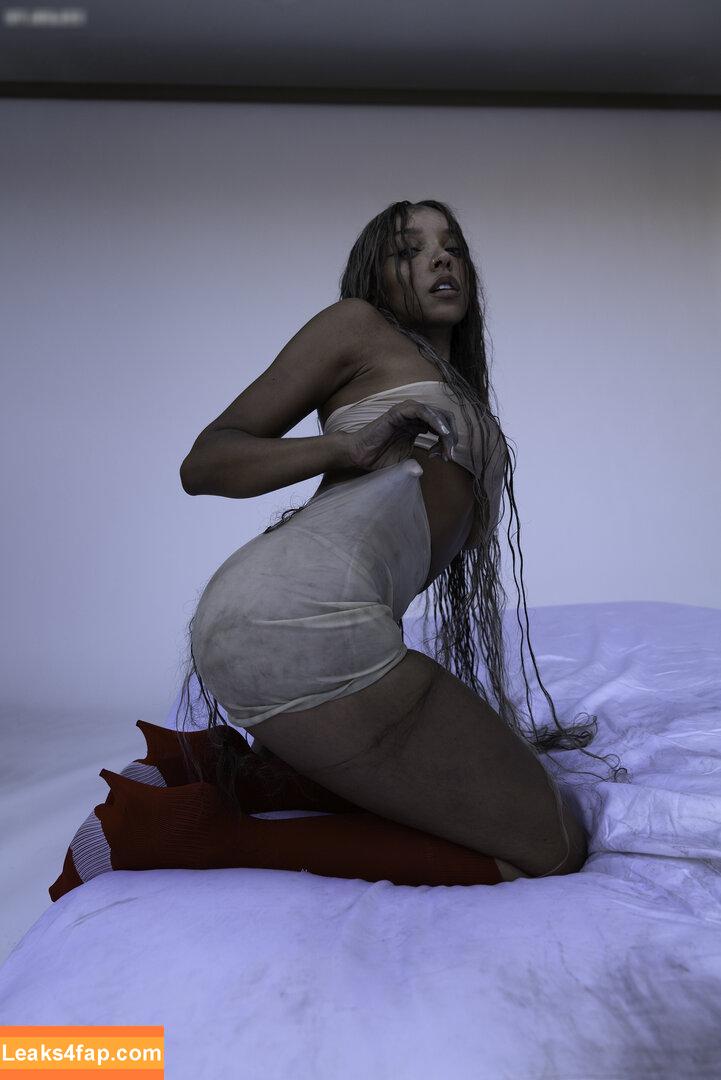 Tinashe / https: / slimred_20 / tinashenow leaked photo photo #0486