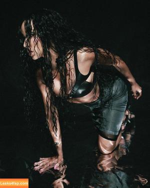 Tinashe photo #0133