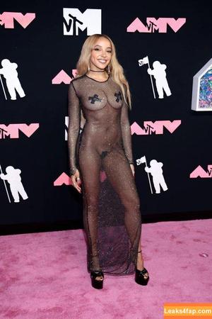 Tinashe photo #0231