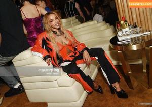 Tinashe photo #0239