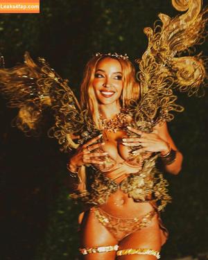 Tinashe photo #0279