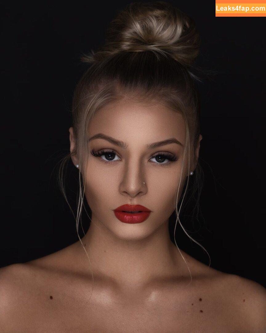Tiny.liciouss / Nilla98 / tinyyy.licious leaked photo photo #0003