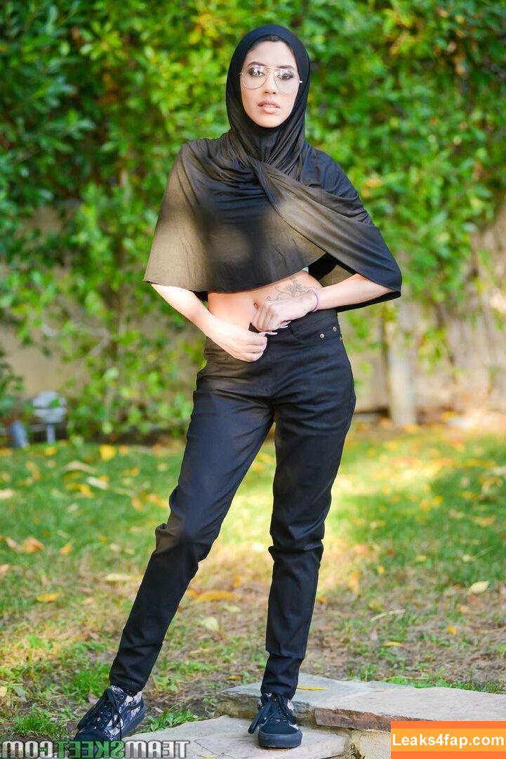 Tiny Muslim /  leaked photo photo #0003