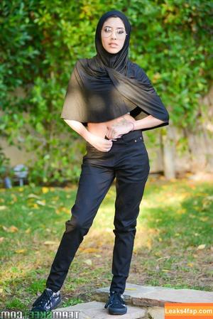 Tiny Muslim photo #0003