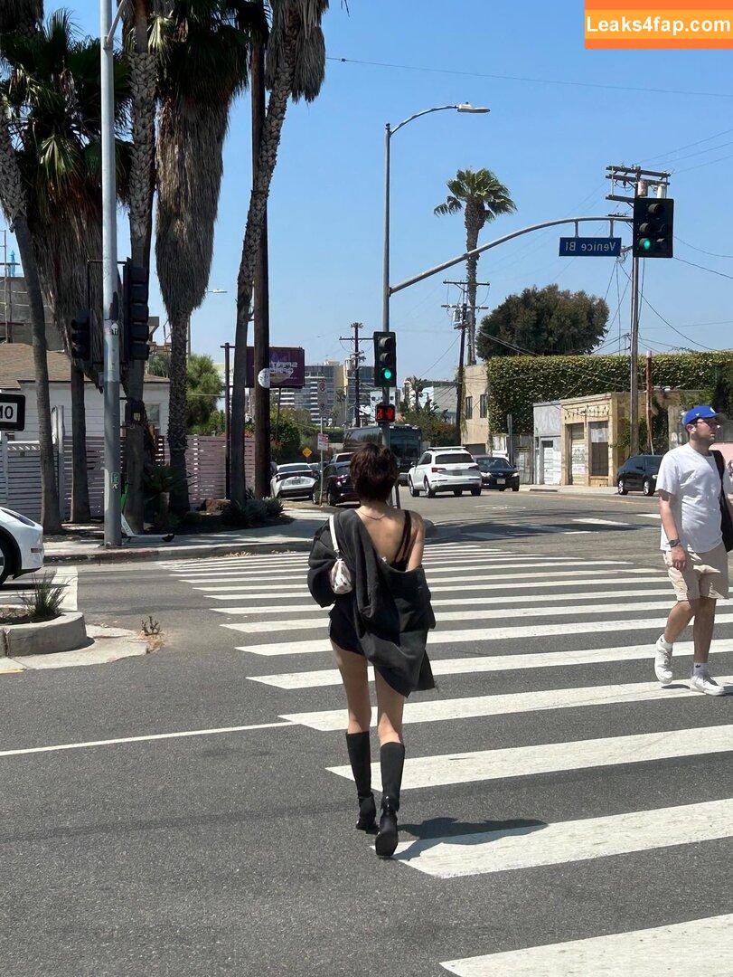 tiny.pretty.j /  leaked photo photo #0105