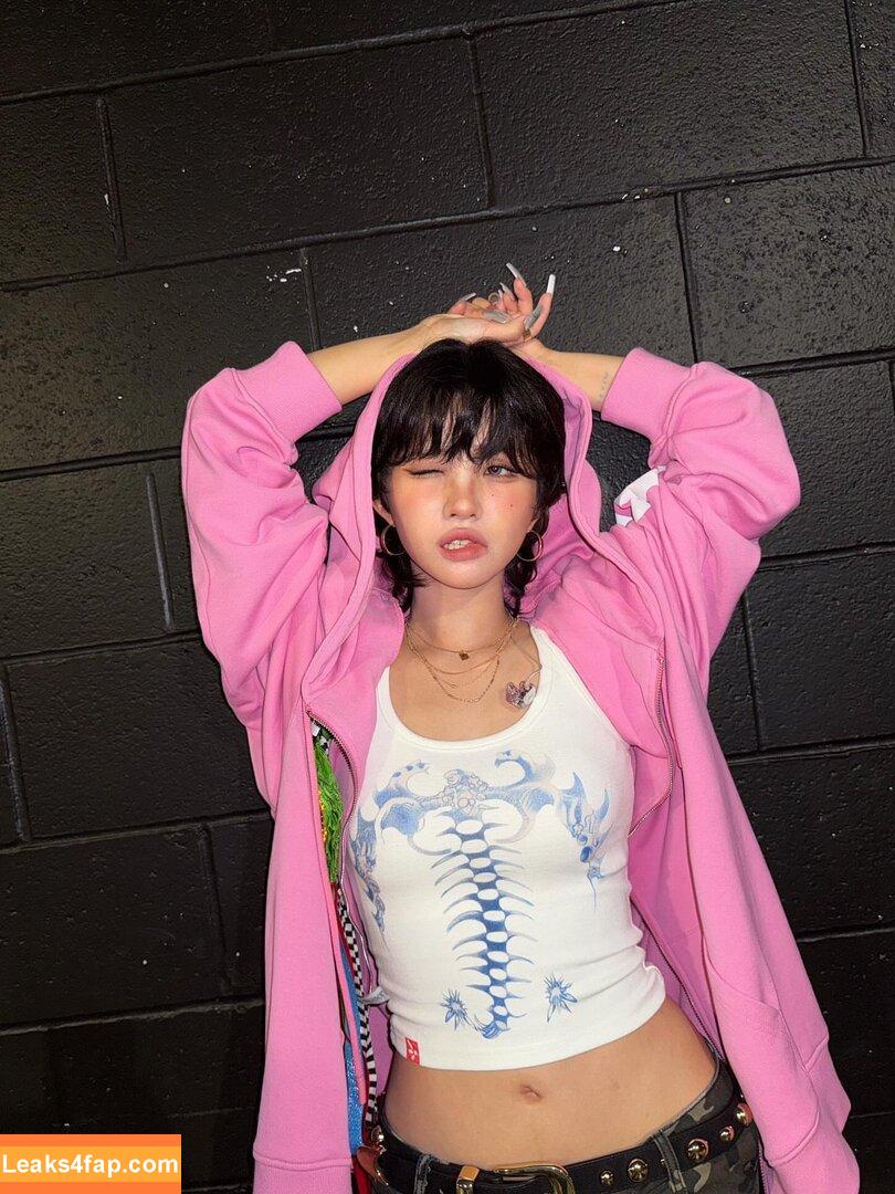 tiny.pretty.j /  leaked photo photo #0137