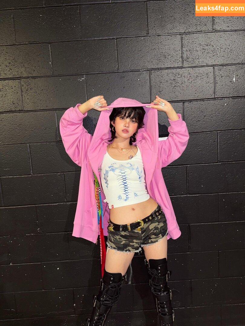 tiny.pretty.j /  leaked photo photo #0139