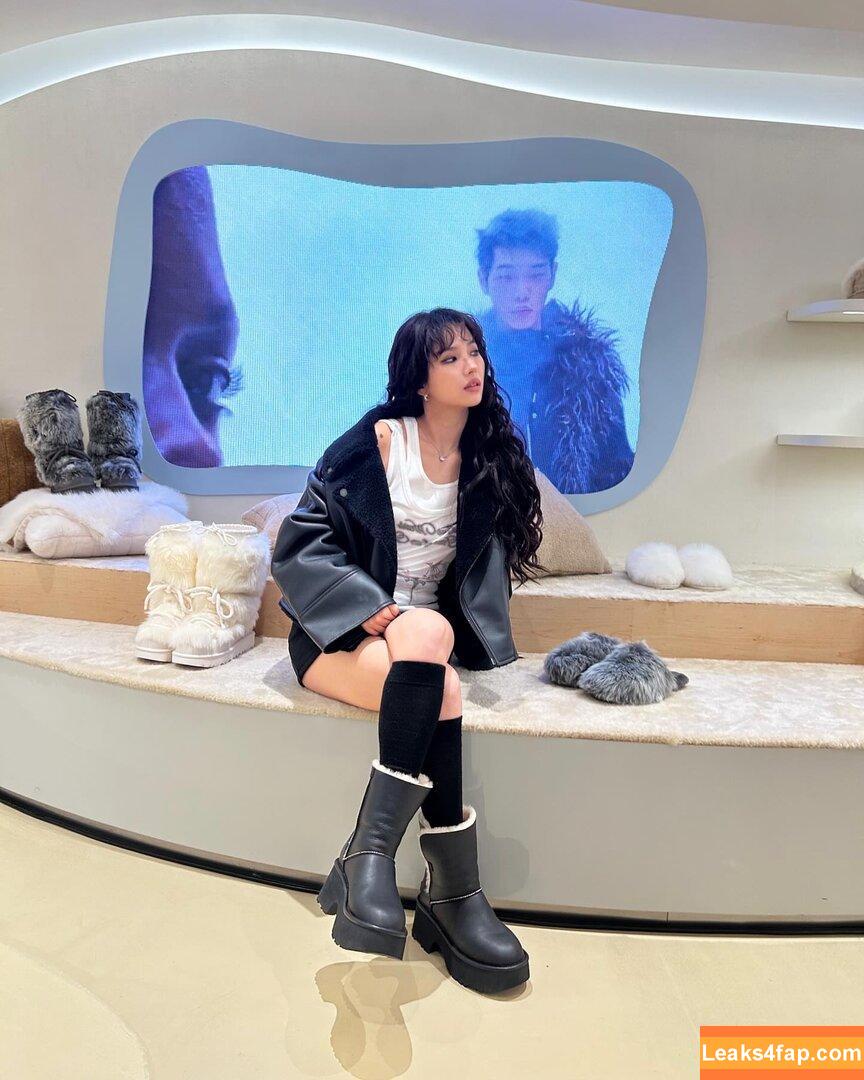 tiny.pretty.j /  слитое фото фото #0172