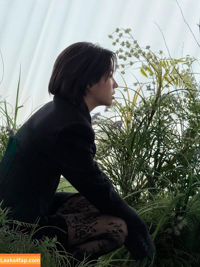 tiny.pretty.j /  leaked photo photo #0179