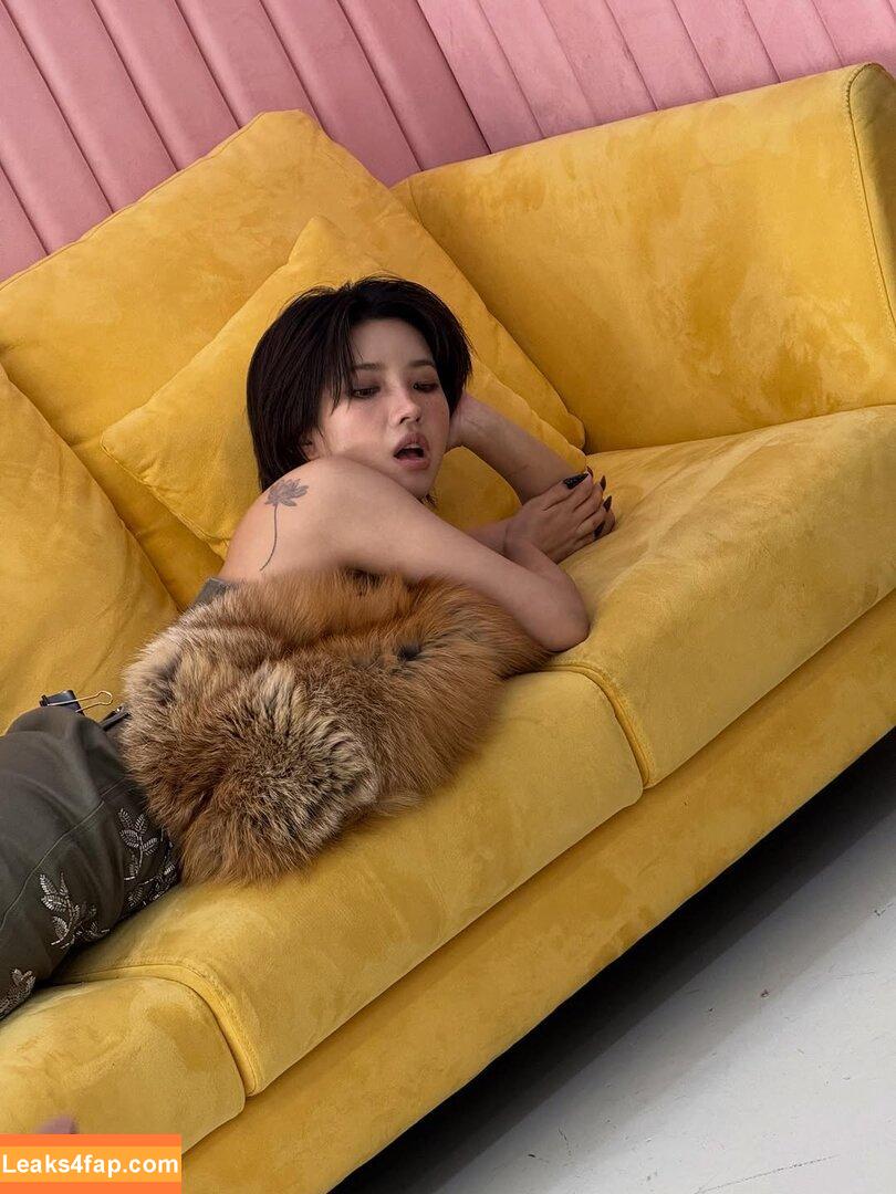 tiny.pretty.j /  leaked photo photo #0180