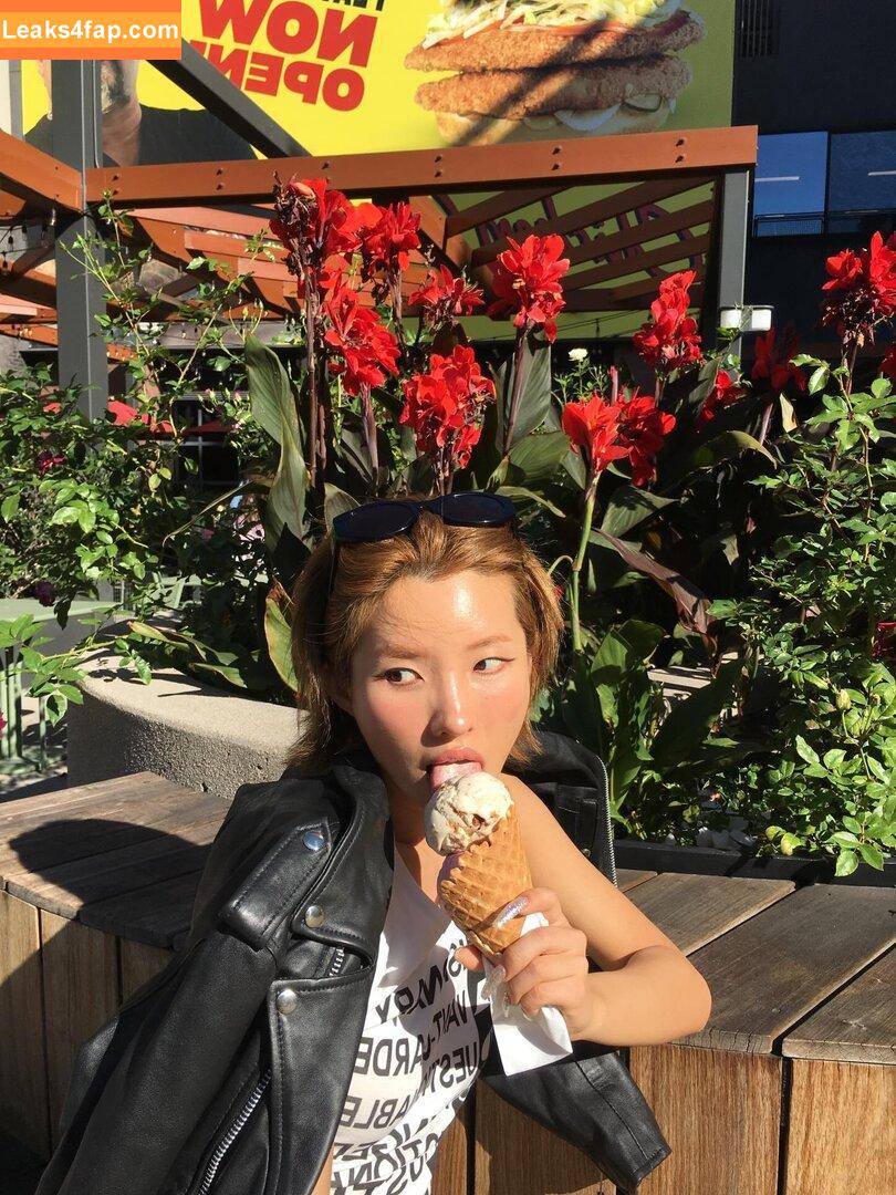 tiny.pretty.j /  leaked photo photo #0192