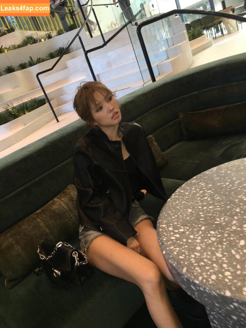 tiny.pretty.j /  leaked photo photo #0202