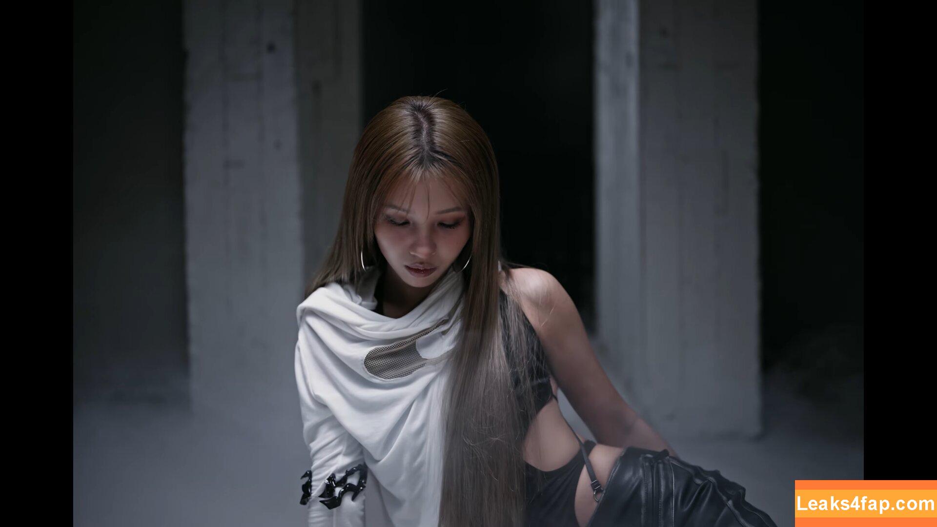 tiny.pretty.j /  leaked photo photo #0206