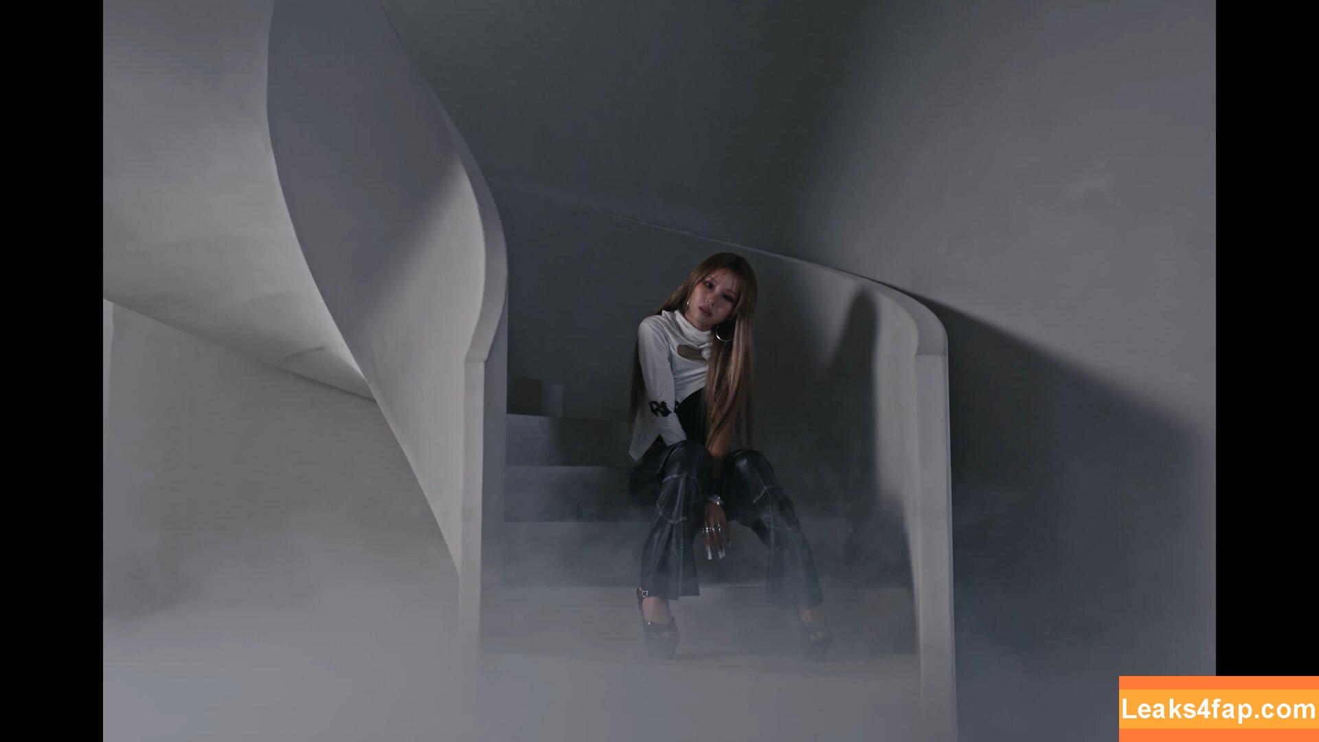 tiny.pretty.j /  leaked photo photo #0208