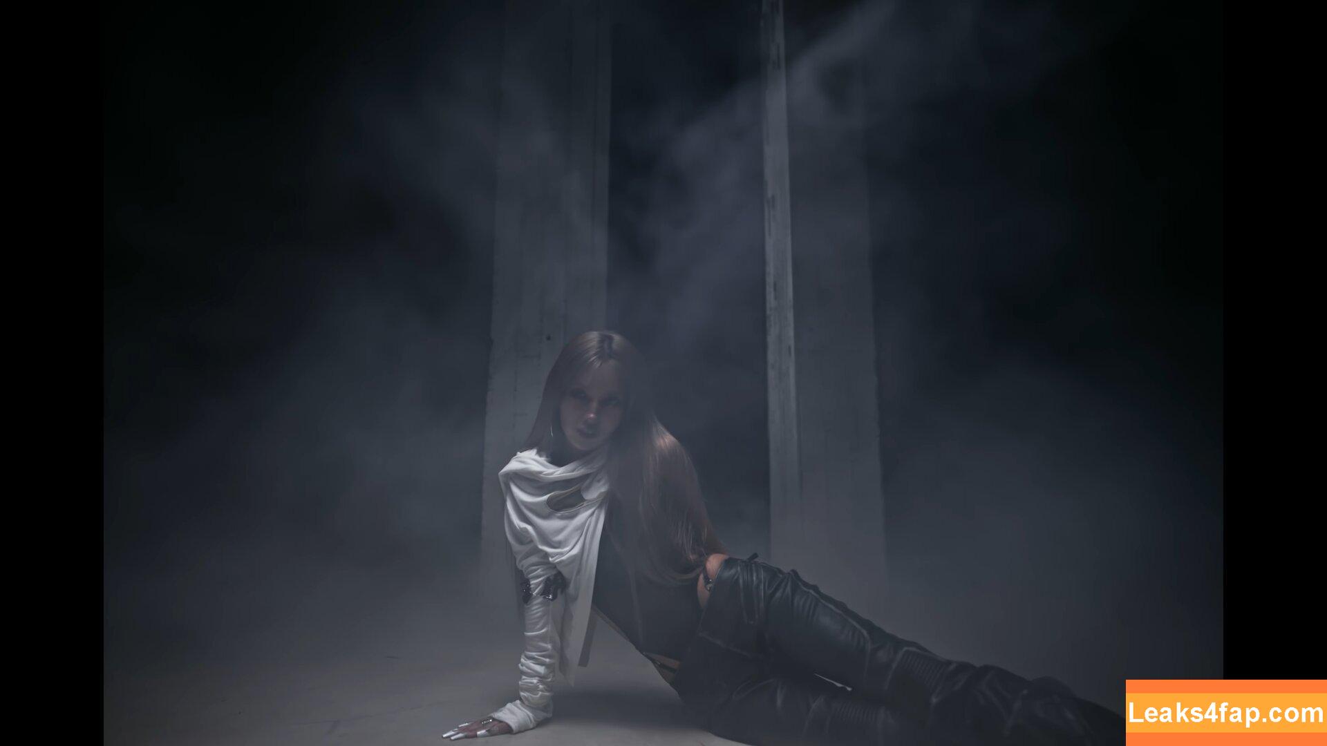 tiny.pretty.j /  leaked photo photo #0213