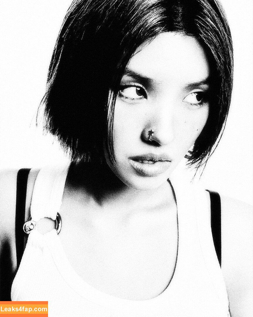 tiny.pretty.j /  leaked photo photo #0222