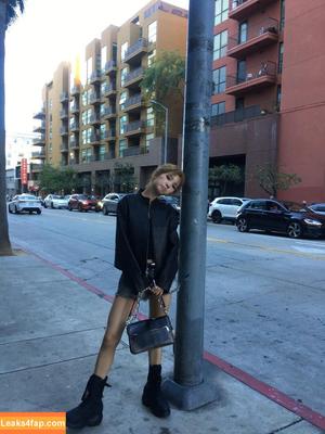 tiny.pretty.j photo #0196