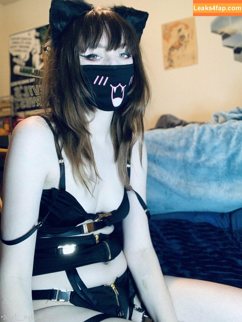 tinykittie / tinykitty15 leaked photo photo #0047