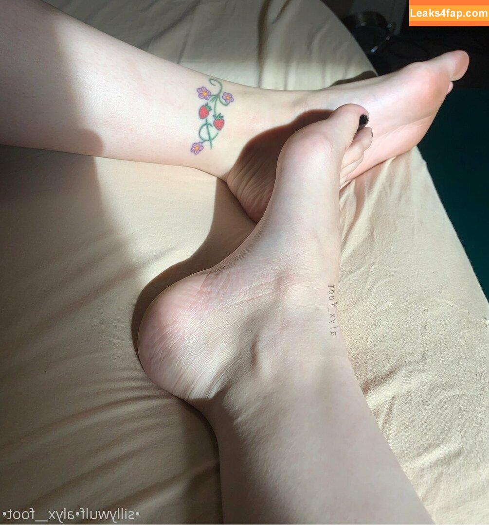 tinykittie / tinykitty15 leaked photo photo #0195
