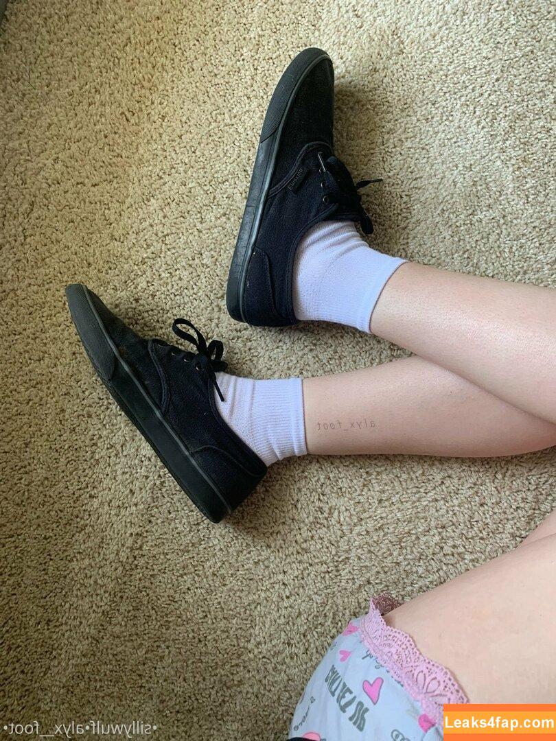 tinykittie / tinykitty15 leaked photo photo #0213