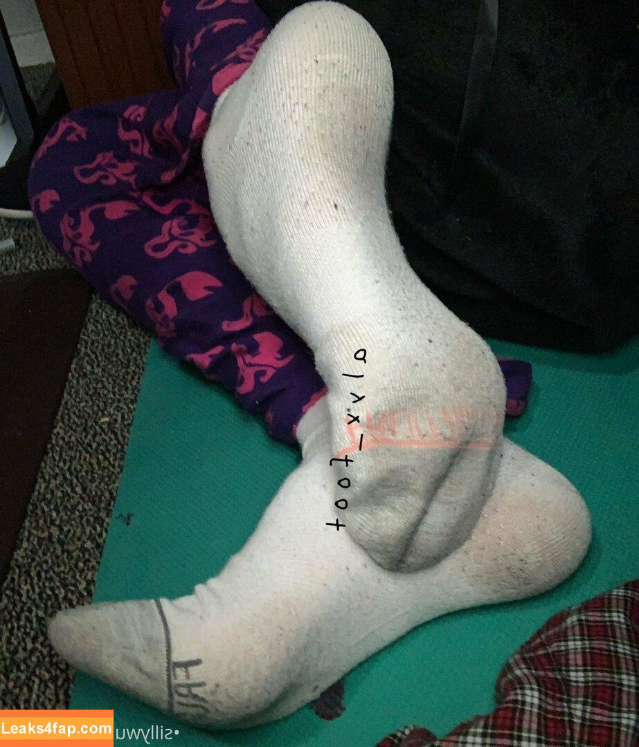tinykittie / tinykitty15 leaked photo photo #0275