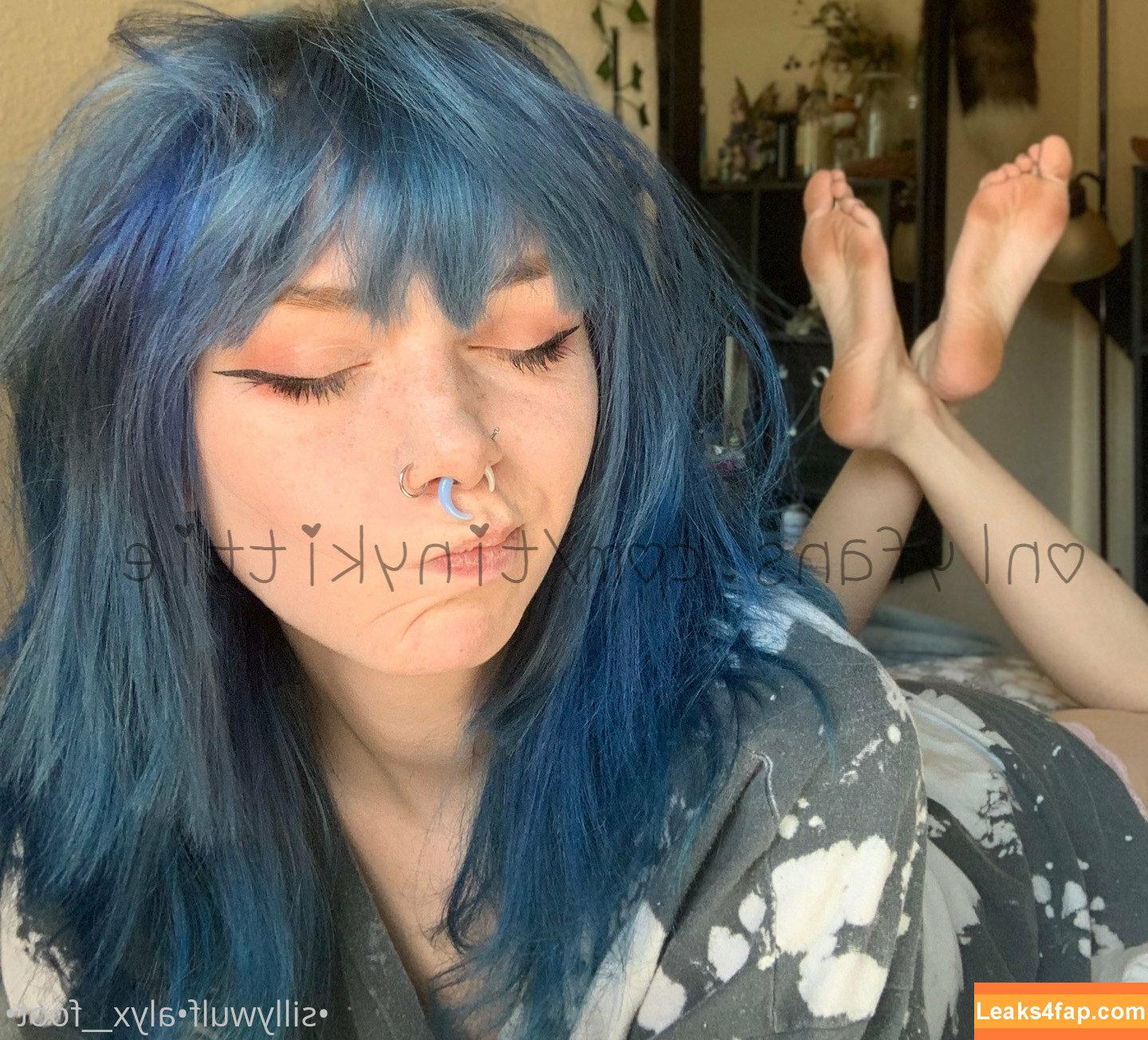 tinykittie / tinykitty15 leaked photo photo #0311