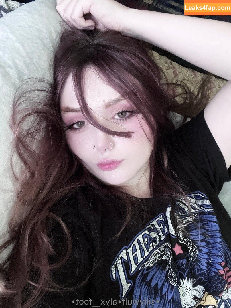 tinykittie / tinykitty15 leaked photo photo #0617