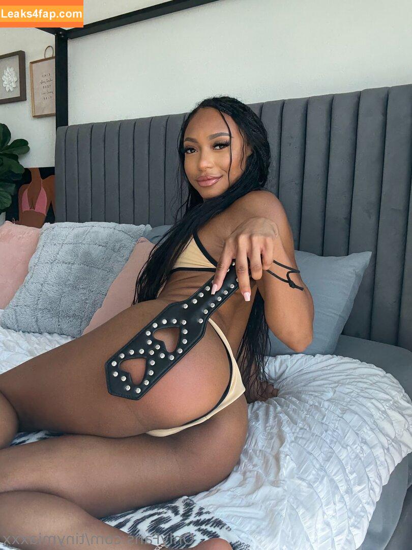 tinymiaxxx / mia_mia_x3 leaked photo photo #0013