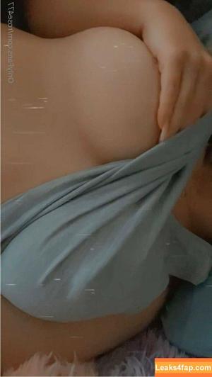 tinysadrose photo #0011