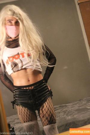 tinysexilexi666 photo #0183