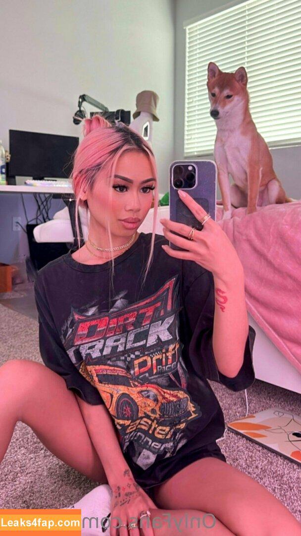 tinyyyk / kaylakipp / peachlingg leaked photo photo #0147