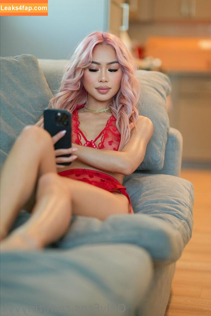 tinyyyk / kaylakipp / peachlingg leaked photo photo #0179