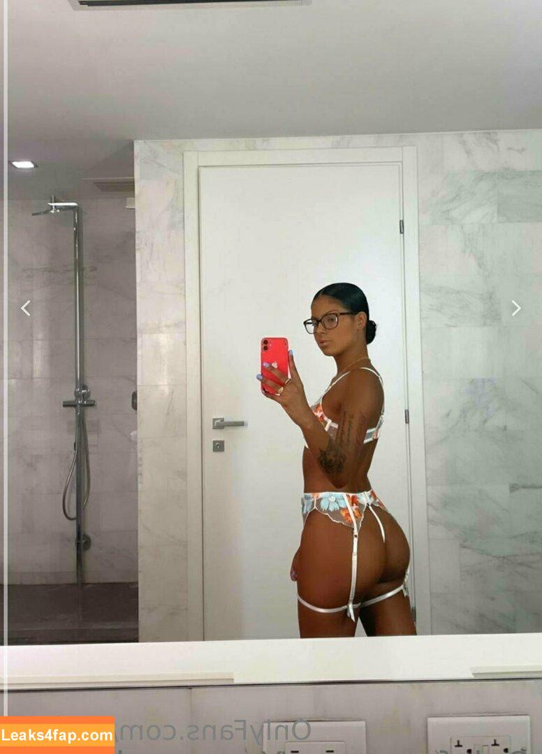 tinyyyk / kaylakipp / peachlingg leaked photo photo #0434