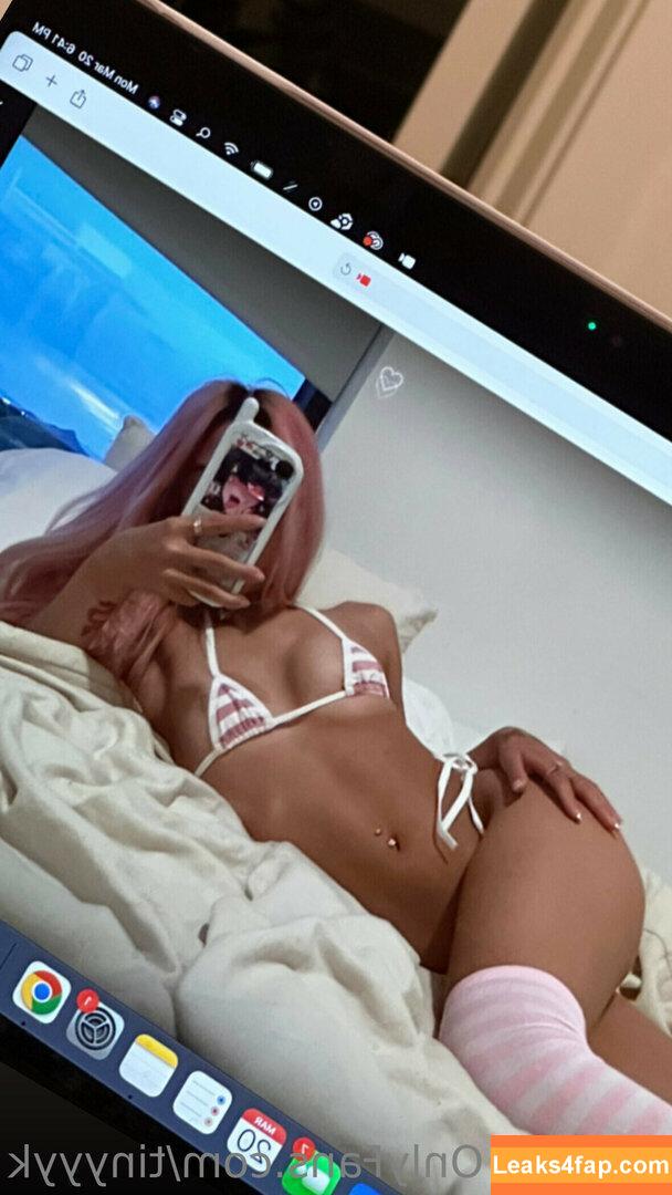 tinyyyk / kaylakipp / peachlingg leaked photo photo #0650