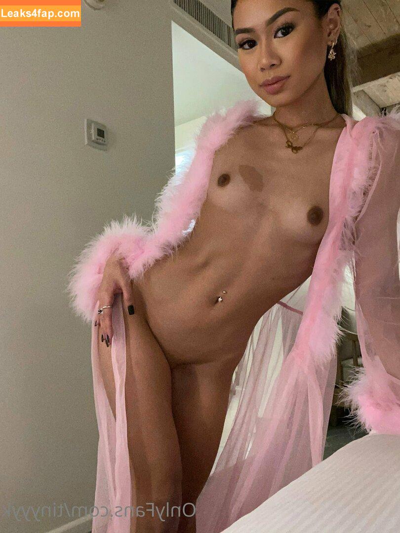 tinyyyk / kaylakipp / peachlingg leaked photo photo #0664