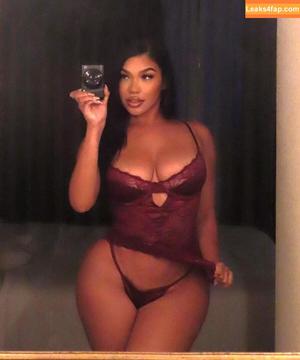Tiona Fernan photo #0068