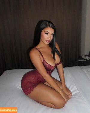 Tiona Fernan photo #0069