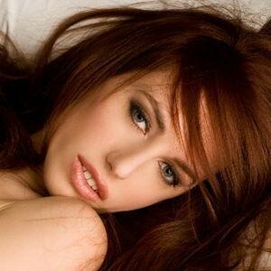 Titania Lyn photo #0021