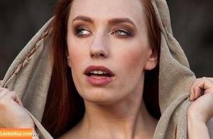 Titania Lyn photo #0195