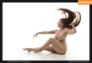 Titania Lyn photo #1088