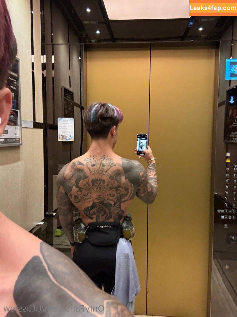 titusslow /  слитое фото фото #0031