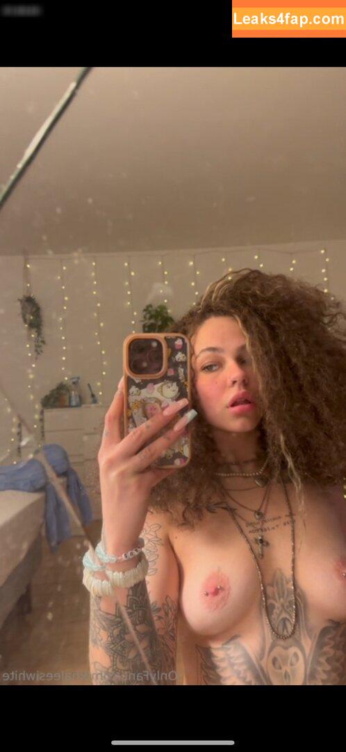 Tizeax / khaleesiwhite leaked photo photo #0350