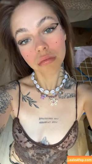 Tizeax photo #0351