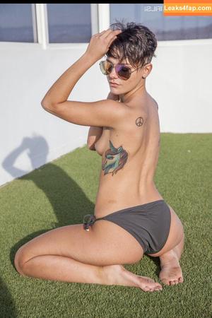 Tiziana Terry photo #0037