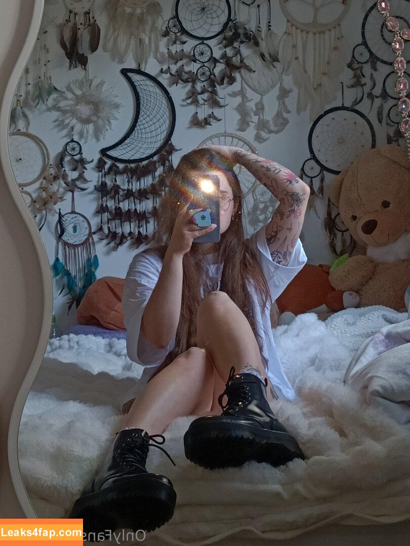 tjc20 /  leaked photo photo #0005